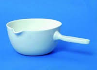 LLG_CASSERUOLE_CON_MANICO_IN_PORCELLANA