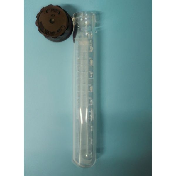 Provette v.Pyrex, con tappo a vite SVL, fondo tondo, graduate