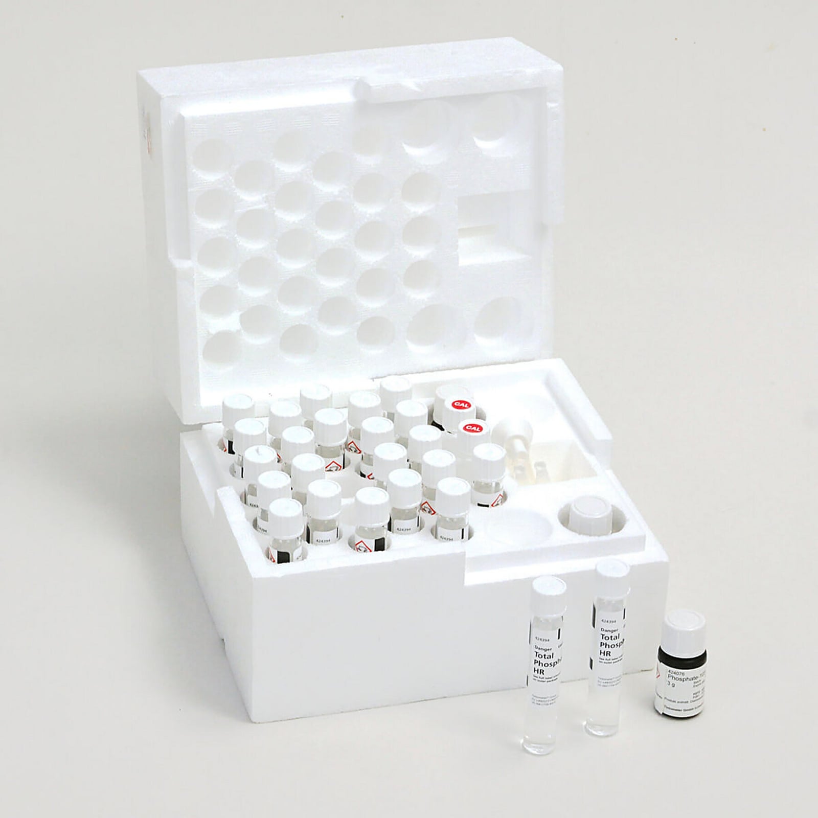 1X24 test Fosfati totali HR (Metodo 318)UN1444 AMMONIUM PERSULPHATE 5,1, III, (E) UN2796 SULPHURIC ACID mixture 8, II, (E)/UN3264 CORROSIVE LIQUID, ACID, INORGANIC, N.O.S (SULPHURIC ACID, PHOSPHORIC ACID, SOLUTION) 8, III, (E)